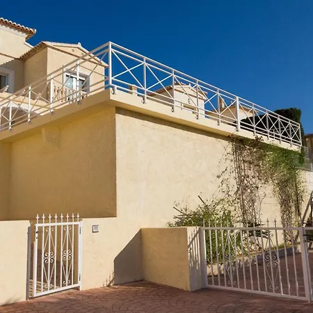 Abahana Villas Sandra Semesterbostad